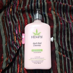 Hempz Dark Red Cherries Body Moisturizer - Light Pink